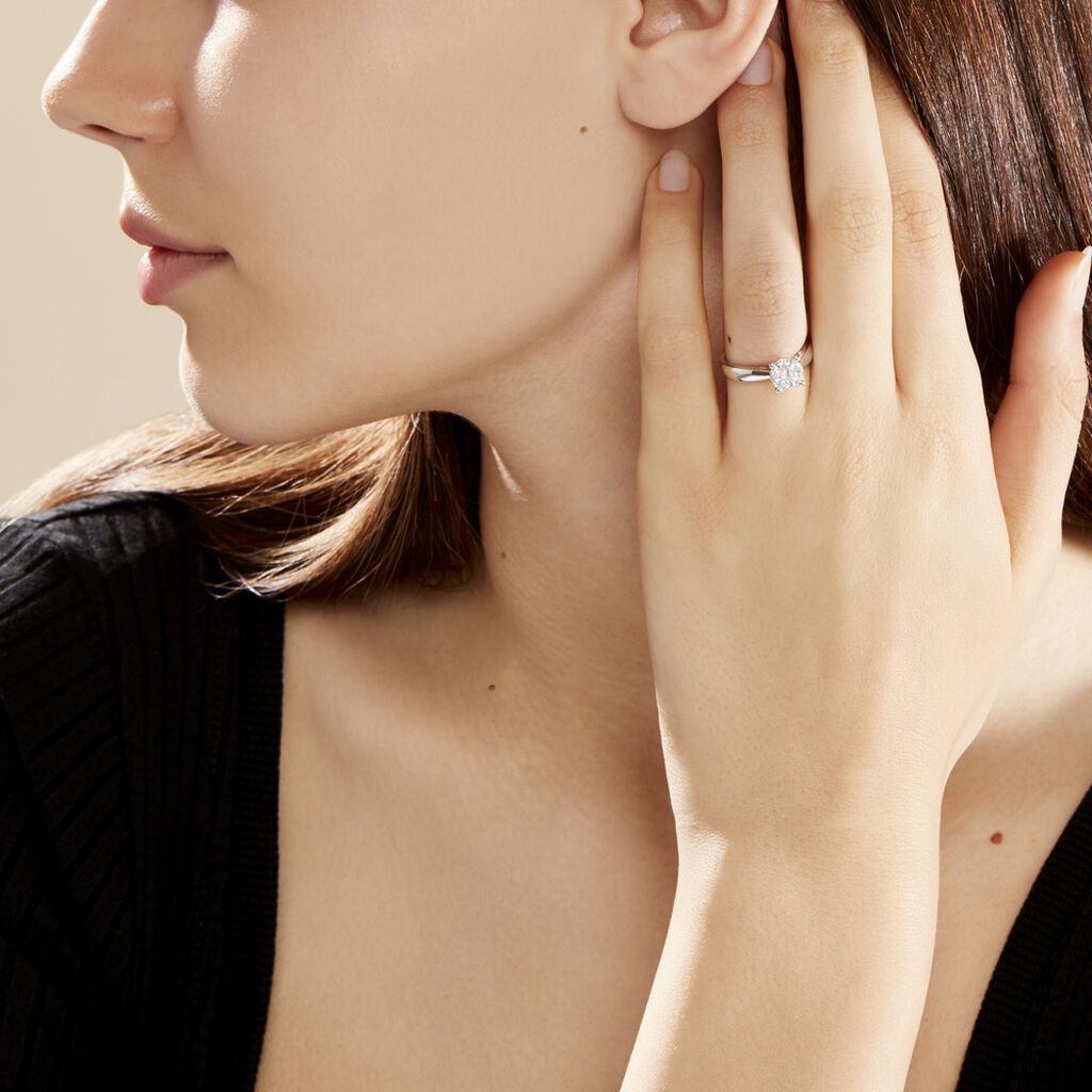 Bague Solitaire Charlene Or Blanc Diamant Synthetique - Bagues solitaires Femme | Histoire d’Or
