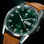 Montre Lip Himalaya 40 Vert - Montres Homme | Histoire d&rsquo;Or