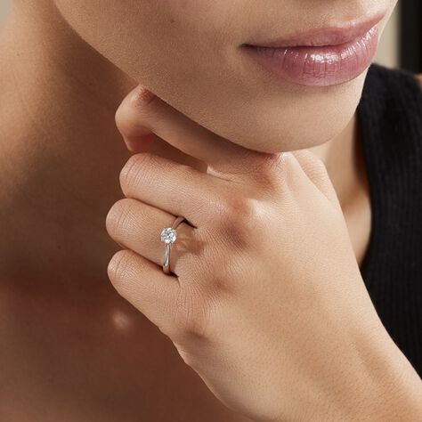 Bague Solitaire Fiona Or Blanc Diamant Synthetique - Bagues solitaires Femme | Histoire d’Or