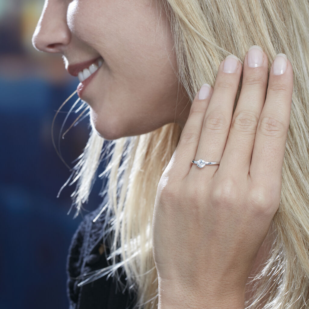 Bague Solitaire Natalia Or Blanc Diamant Synthetique - Bagues solitaires Femme | Histoire d’Or