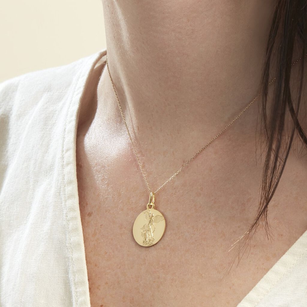 Medaille Or Jaune Saint Michel - Pendentifs Baptême Famille | Histoire d’Or
