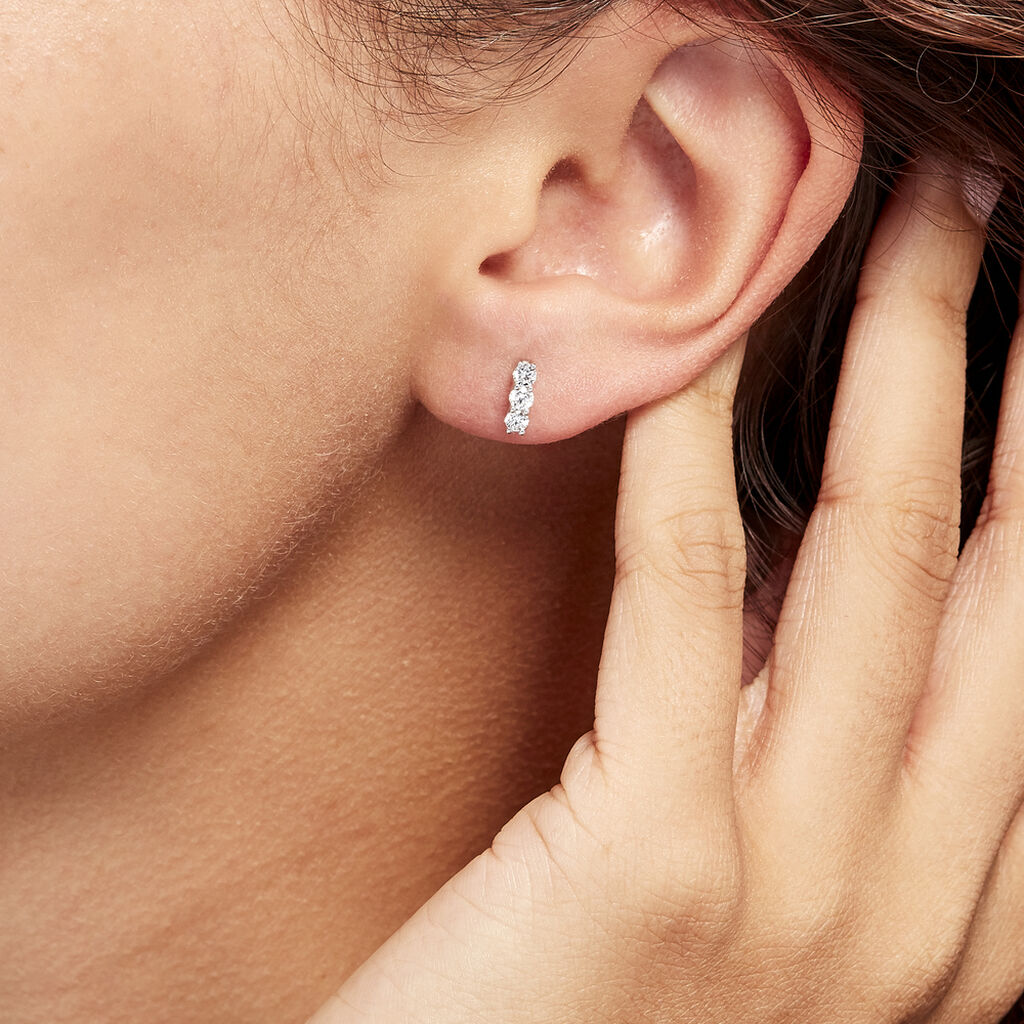 Boucles D'oreilles Puces Sabine Or Blanc Diamant - Clous d'oreilles Femme | Histoire d’Or