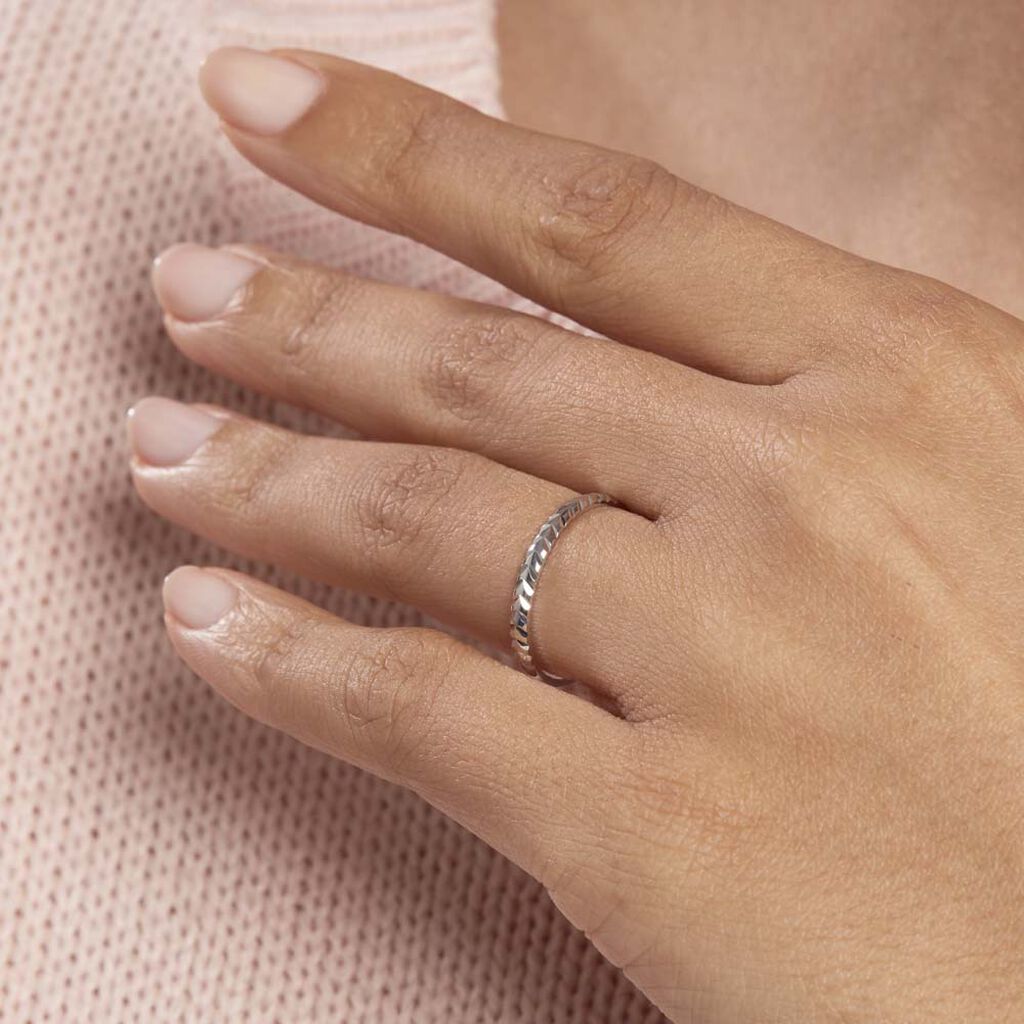 Alliance Calista Diamantee Demi Jonc Classique Or Blanc - Alliances Femme | Histoire d’Or