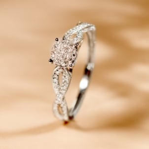 Bague fiancaille femme hotsell originale